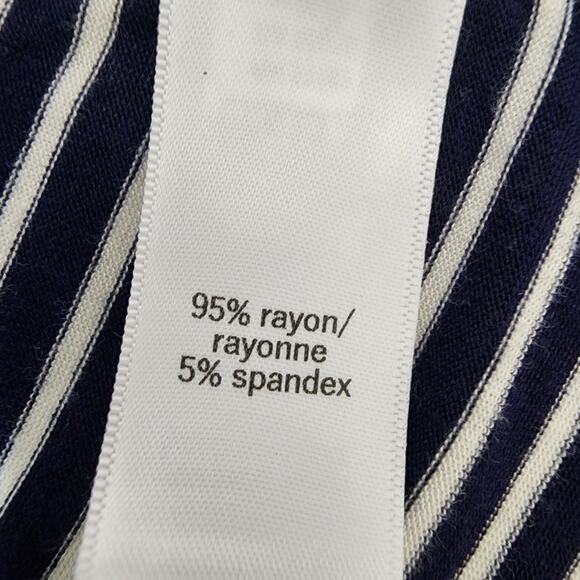 Maurices Womens Blue Striped Top Size XL Short Flutter Sleeve Colorblock Relaxed - Picture 8 of 10